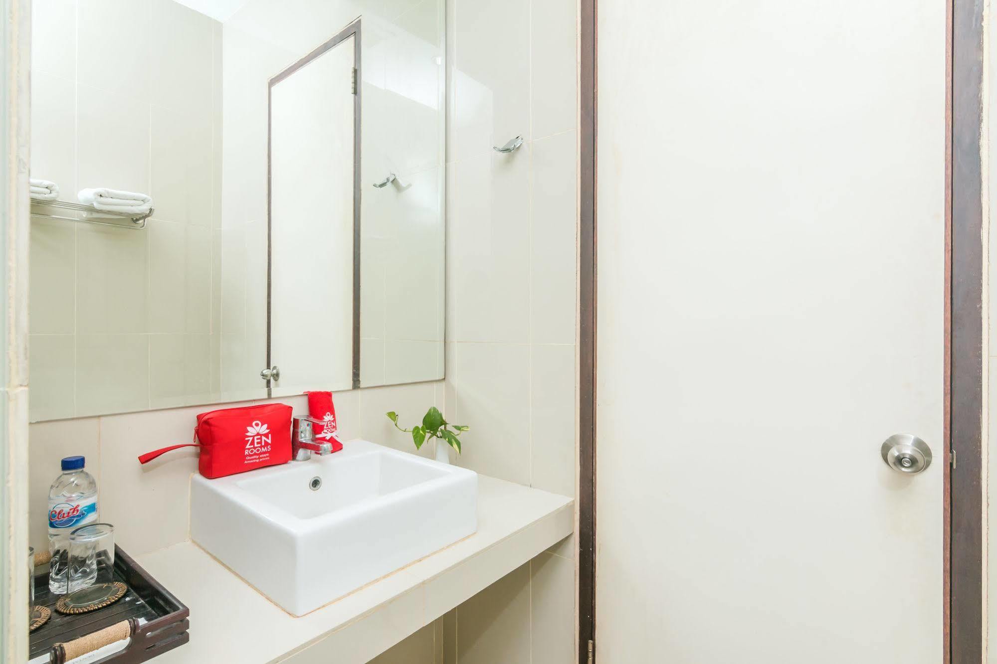 Zen Rooms Jimbaran Udayana المظهر الخارجي الصورة